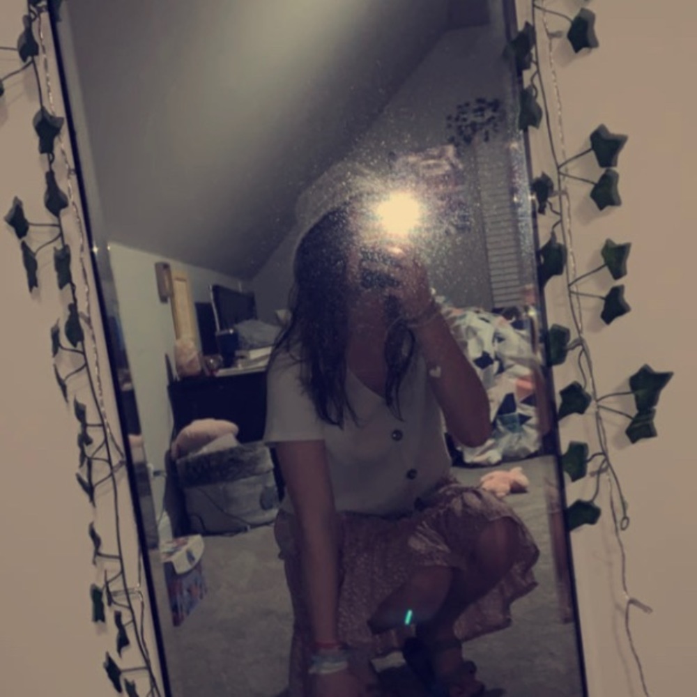 Meet your Posher, Lauren